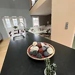 アパート Le Penthouse, Les Bains De