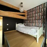 Le Penthouse, Les Bains De アパート *