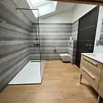 Le Penthouse, Les Bains De アパート メール・レ・バン
